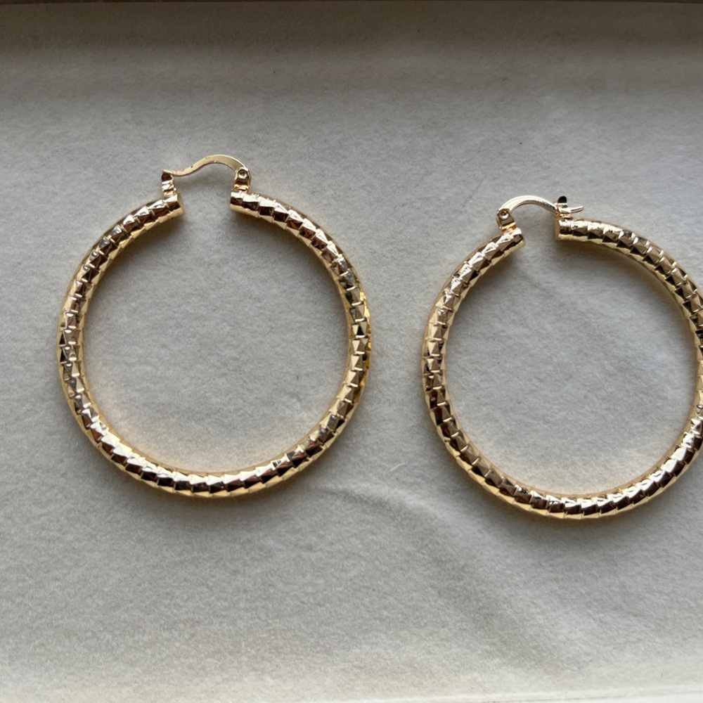 Elegant Gold plated textured Hoop Earrings 2inch